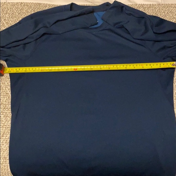 Pair of EUC Rhone long sleeve T-shirts - Picture 3 of 3